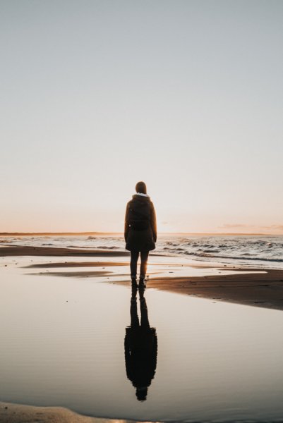 link between grief and lungs photo by jeremy vessey