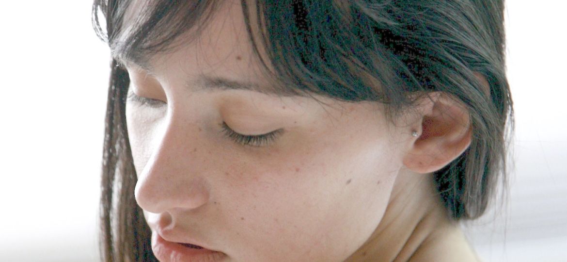 energy healing for shoulder discomforts photo by dav leda