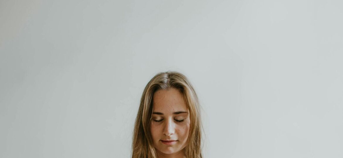 sesame oil breathing Nasya What Therapy photo by valeria-ushakova-603898-3094215