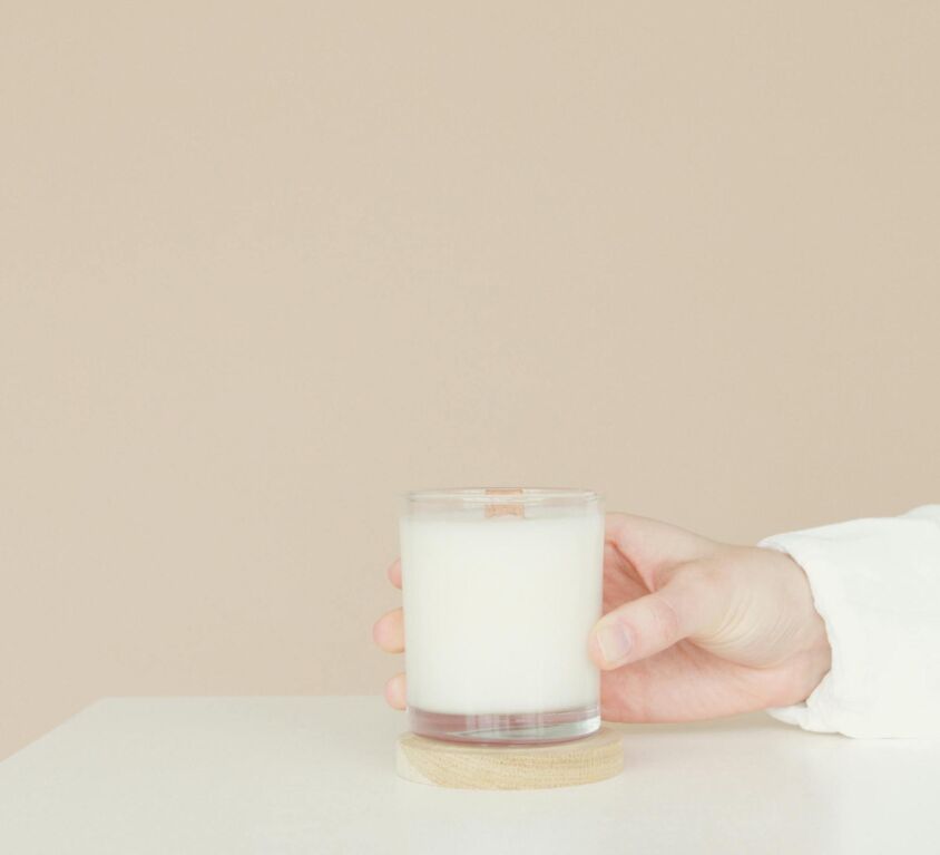 what is A2:A2 milk photo by pexels-artempodrez-6800927