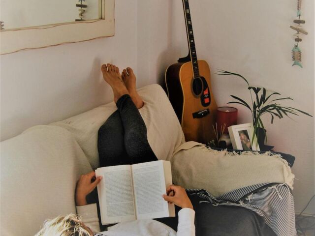 homeopathy book list pexels-agallego007-2257043